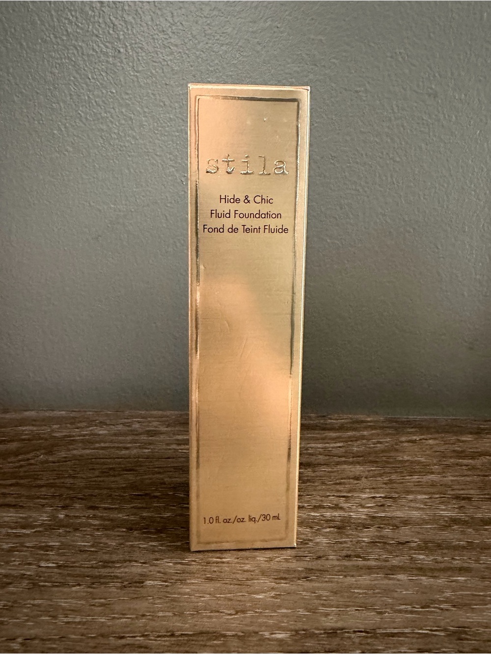 Stila Hide & Chic Fluid Foundation - Shade Tan 4
